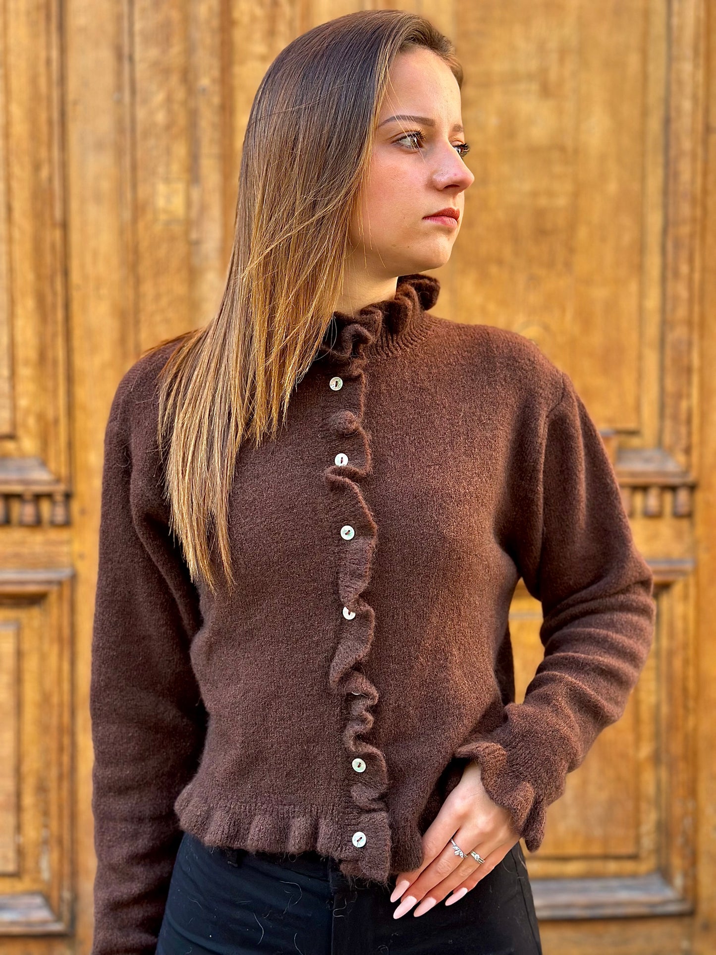 Cardigan col volanté marron